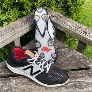 New balance baseball cleats